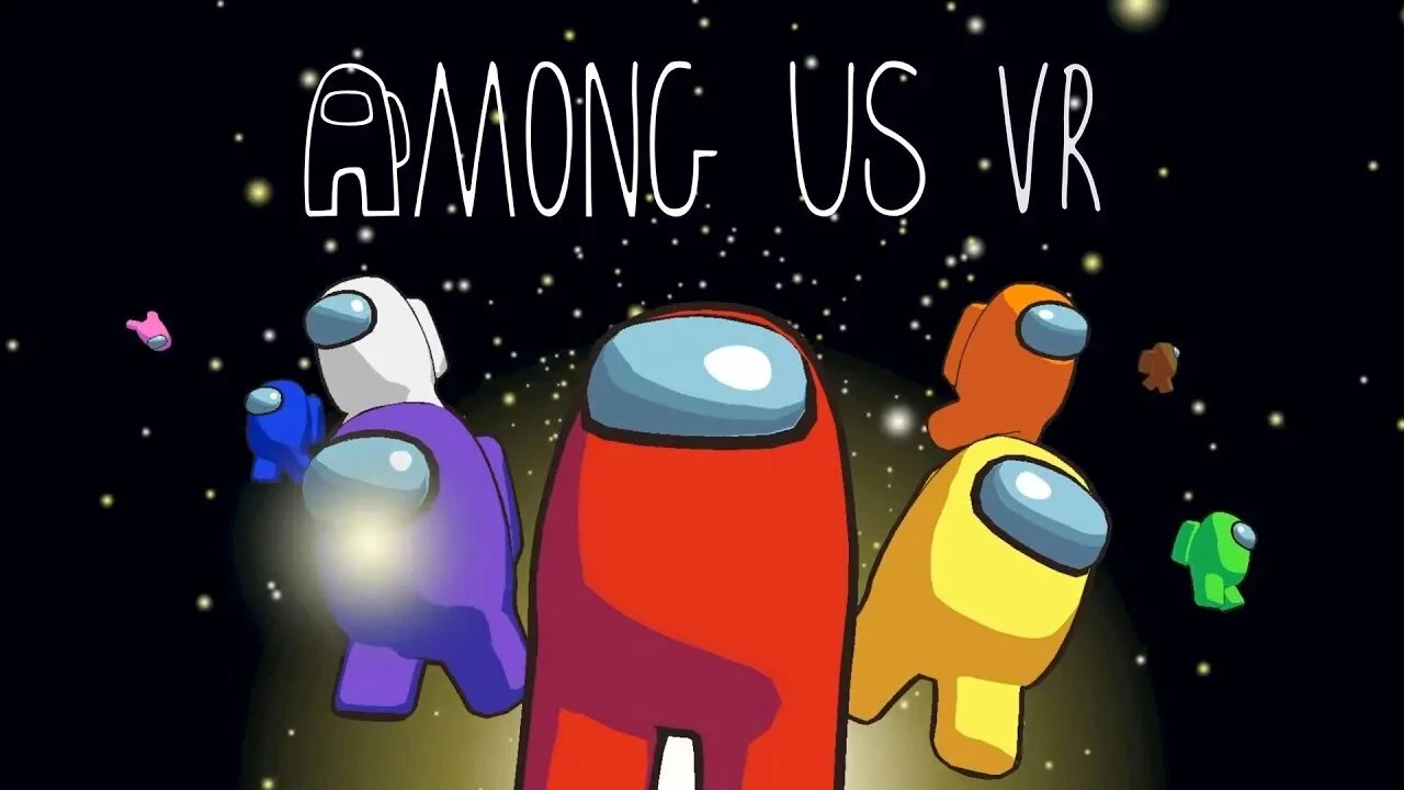 Космические персонажи в шлемах на фоне звезд, логотип Among Us VR.