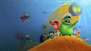 Подводный мир Angry Birds с пиратским кораблём и героями на куче монет.